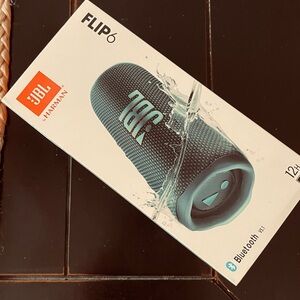 JBL Flip 6 Portable Speaker - Teal